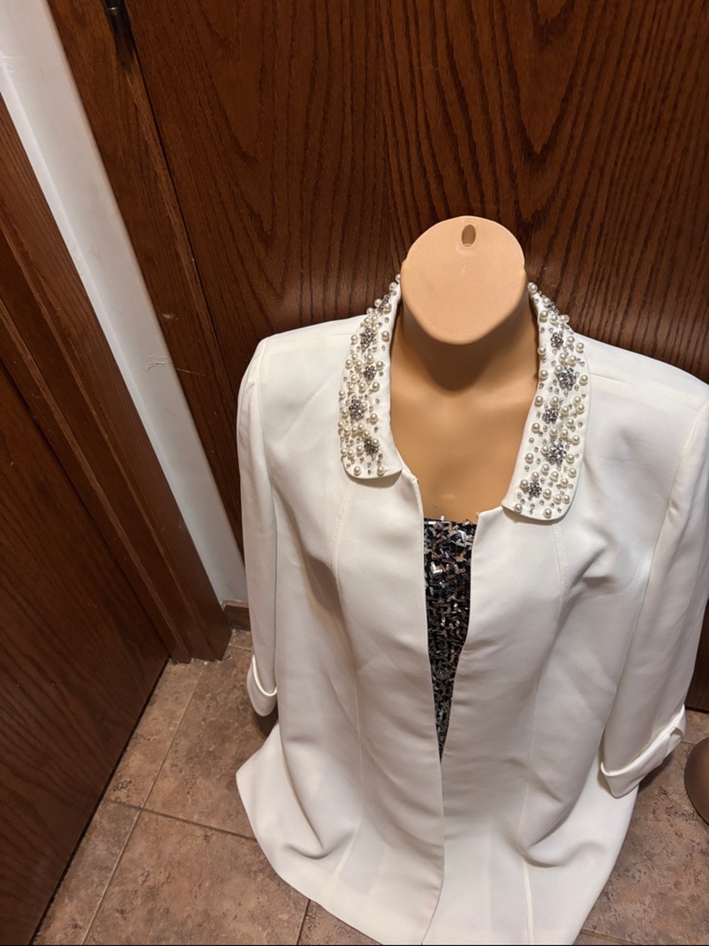 Tahari White Embellished Collar Blazer